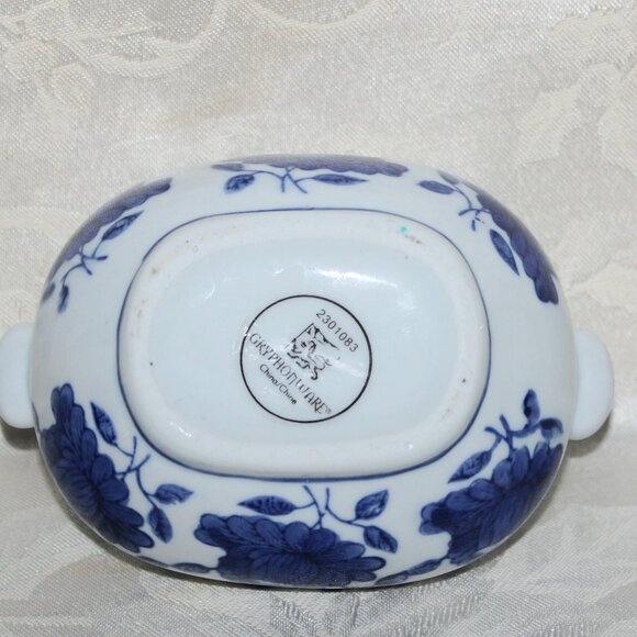 Vintage Blue & White Teapot with Sugar Bowl | Gryphonware - Picture 14 of 14